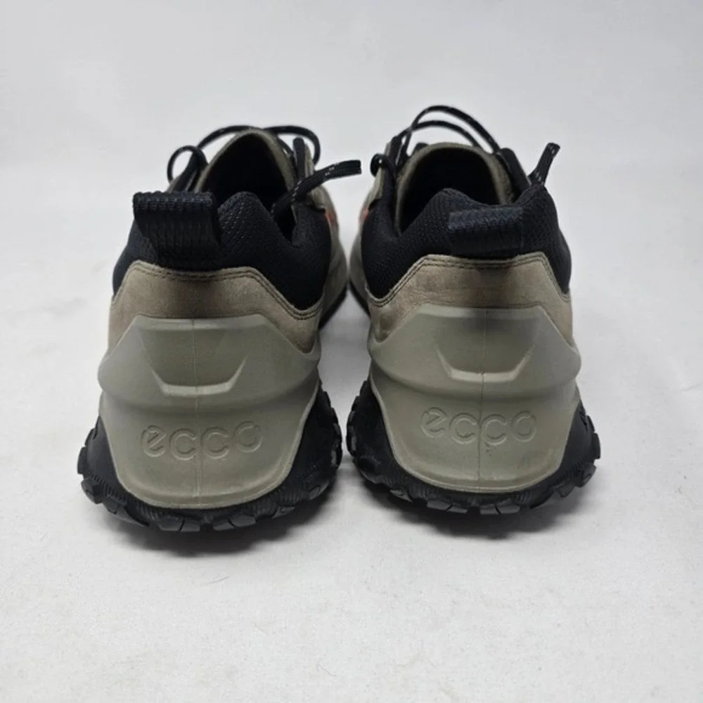 ECCO Men's Ultra Terrain Low Hiking‎ Shoe Tarmac Nubuck Size 10.5 EUC